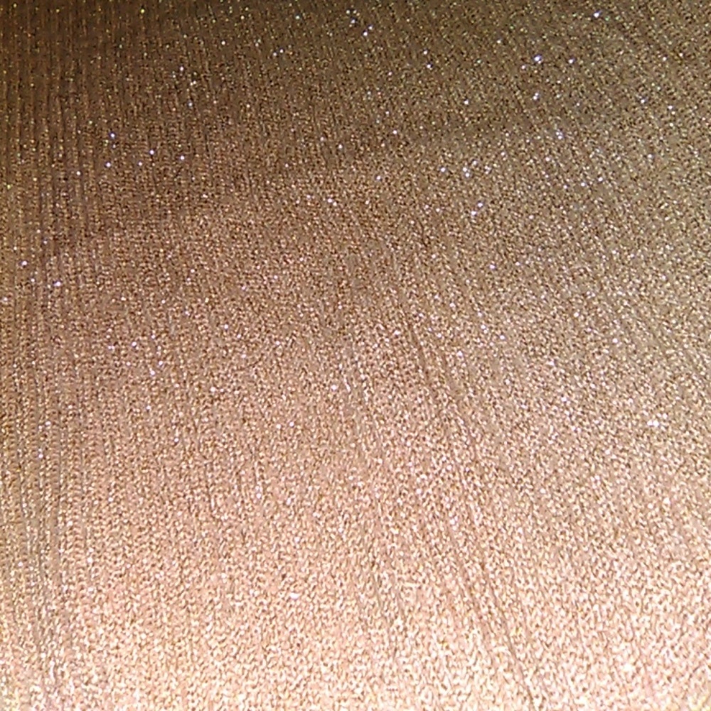 Top - Picture 2 of 3